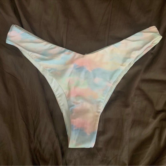 WeWoreWhat Delilah Bikini Swim Bottoms in Sunset Pastel - Picture 2 of 8